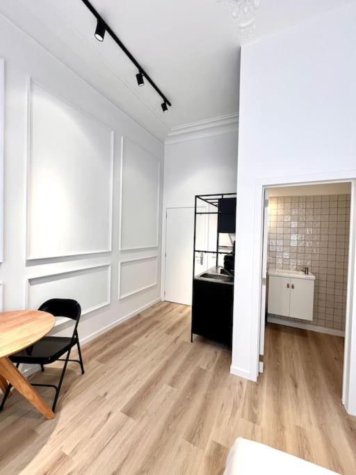 Chez Gianni & Stephanie - A Cozy And Elegant Studio In Брюксел Екстериор снимка
